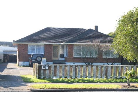 Photo of property in 150 Robertson Road, Mangere East, Auckland, 2024