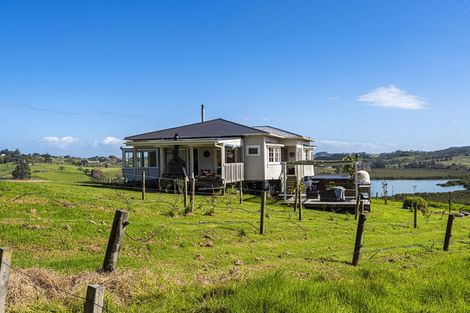 Photo of property in 228 Petley Road, Paparoa, 0571