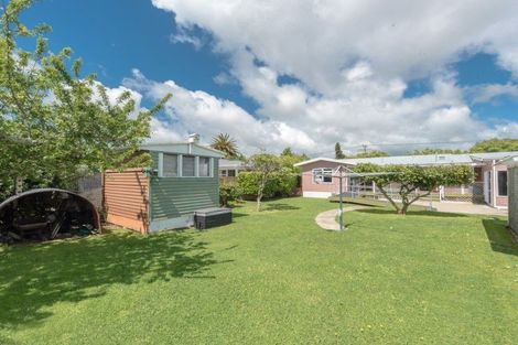 Photo of property in 16 Rutherford Street, Chedworth, Hamilton, 3210