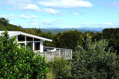 Photo of property in 15 Rabbit Way, Whitianga, 3510