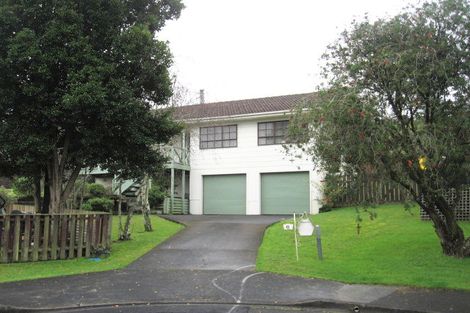 Photo of property in 6 Crestlands Place, Papakura, 2110