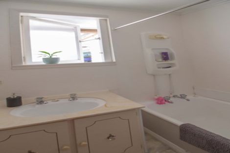 Photo of property in 13 Wyatt Avenue, Te Aroha, 3320