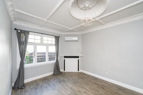 Photo of property in 51 Burns Avenue, Takaro, Palmerston North, 4412