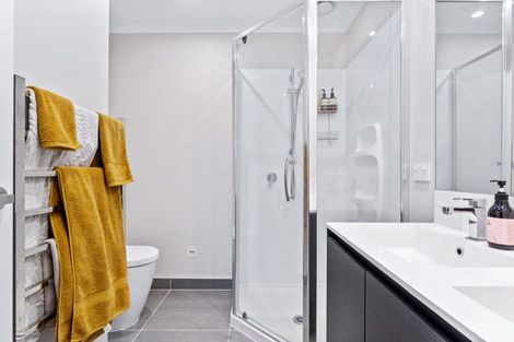 Photo of property in 50 Hobsonville Point Road, Hobsonville, Auckland, 0616