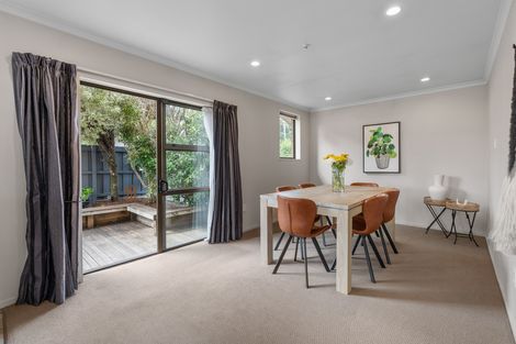Photo of property in 40 Shandon Road, Vauxhall, Dunedin, 9013