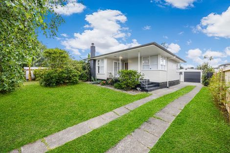 Photo of property in 22 Wayne Drive, Mangere, Auckland, 2022