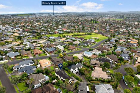 Photo of property in 8 Chiania Place, Somerville, Auckland, 2014