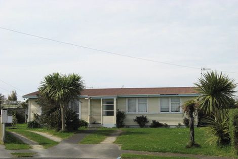 Photo of property in 6 Mahoe Place, Gonville, Whanganui, 4501