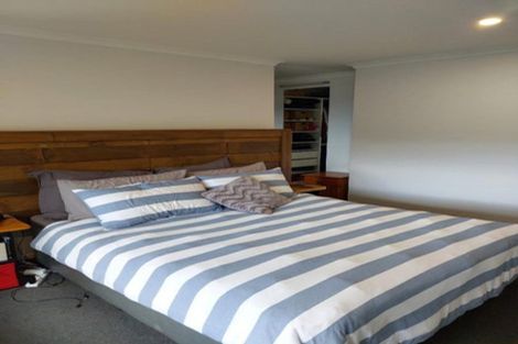 Photo of property in 32 County Drive, Hawera, 4610