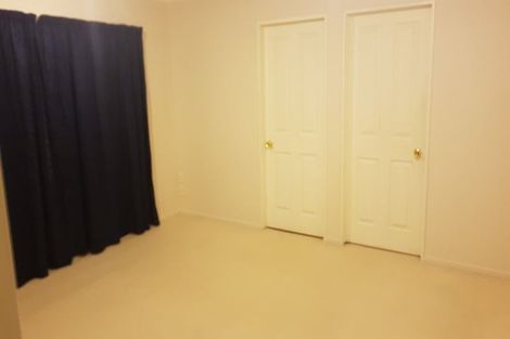 Photo of property in 8 Jeffery Reeve Crescent, Ranui, Auckland, 0612