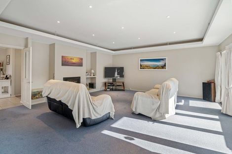 Photo of property in 4 Croftfield Place, Westmorland, Christchurch, 8025