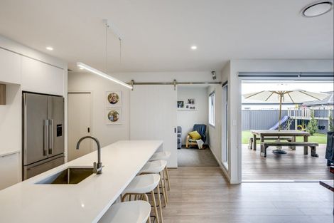 Photo of property in 12 Hikawera Drive, Frimley, Hastings, 4120