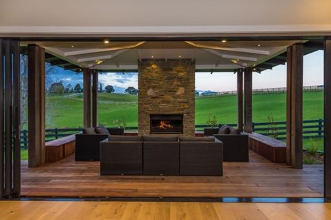 Photo of property in 331 Pukapuka Road, Pohuehue, Warkworth, 0983