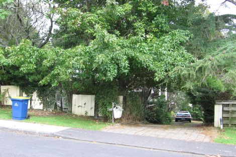 Photo of property in 15 Glenbervie Crescent, Massey, Auckland, 0614