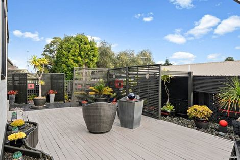 Photo of property in 2/17 Pax Avenue, Forrest Hill, Auckland, 0620