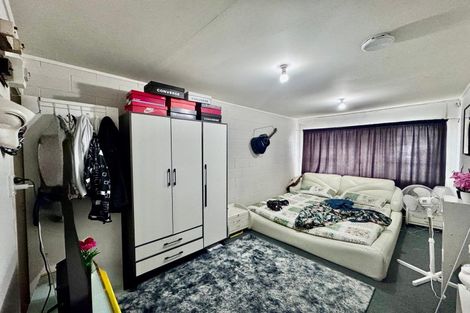 Photo of property in 11c Onslow Road, Papakura, 2110