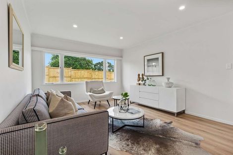 Photo of property in 17 Lancaster Road, Beach Haven, Auckland, 0626