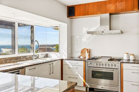 Photo of property in 30 Churchill Road, Murrays Bay, Auckland, 0630