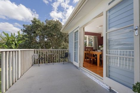 Photo of property in 3 Daphne Road, Tairua, 3508