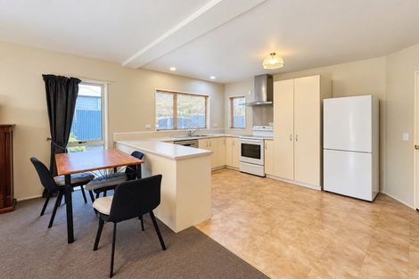 Photo of property in 1/11 Hollyford Avenue, Bryndwr, Christchurch, 8053
