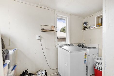 Photo of property in 64 Lyndhurst Street, Takaro, Palmerston North, 4412