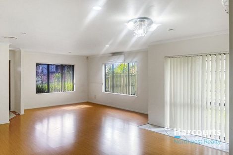 Photo of property in 4 Falcarragh Crescent, Flat Bush, Auckland, 2019