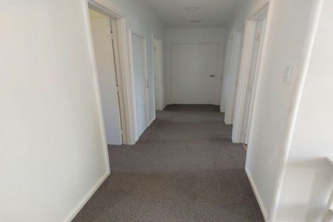 Photo of property in 21 Flaxdale Street, Birkdale, Auckland, 0626