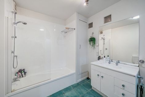 Photo of property in Bond Store Apartments, 8h Egmont Street, Te Aro, Wellington, 6011