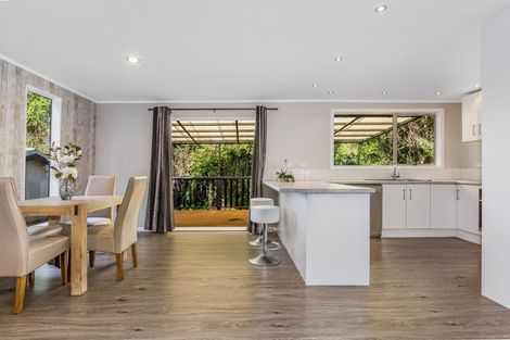 Photo of property in 92 Leinster Avenue, Raumati South, Paraparaumu, 5032