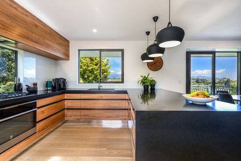 Photo of property in 18c Montana Place, Merrilands, New Plymouth, 4312