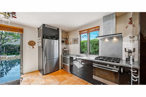 Photo of property in 16 Ridgewood Place, Shirley, Christchurch, 8061