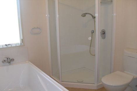 Photo of property in 243 Geraldine Street, Edgeware, Christchurch, 8013