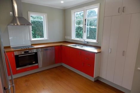 Photo of property in 70 Chamberlain Road, Karori, Wellington, 6012