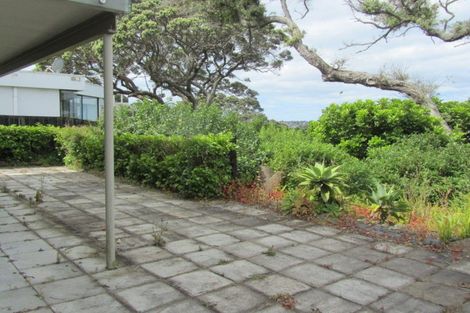 Photo of property in 73 Sylvan Avenue, Northcote, Auckland, 0627