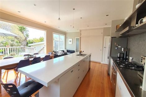 Photo of property in 41 Margaret Avenue, Mount Albert, Auckland, 1025
