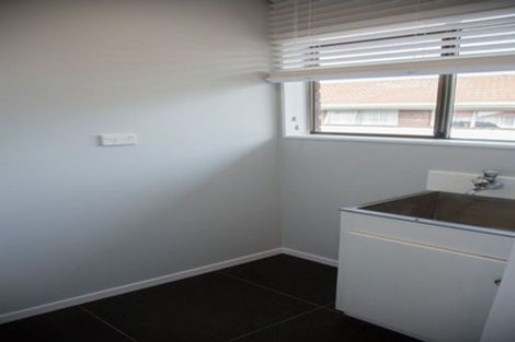 Photo of property in 4/57 Moana Avenue, One Tree Hill, Auckland, 1061