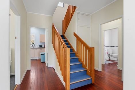 Photo of property in 218 Hillcrest Road, Hillcrest, Hamilton, 3216