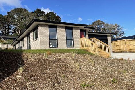 Photo of property in 17 Royal St Annes Drive, Te Kamo, Whangarei, 0112