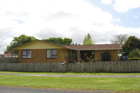 Photo of property in 30 Ferry Parade, Herald Island, Auckland, 0618