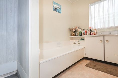 Photo of property in 32 Ardrossan Avenue, Flaxmere, Hastings, 4120