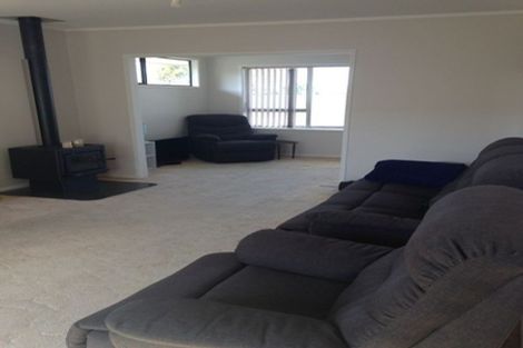 Photo of property in 1/78 Bentley Avenue, Glenfield, Auckland, 0629