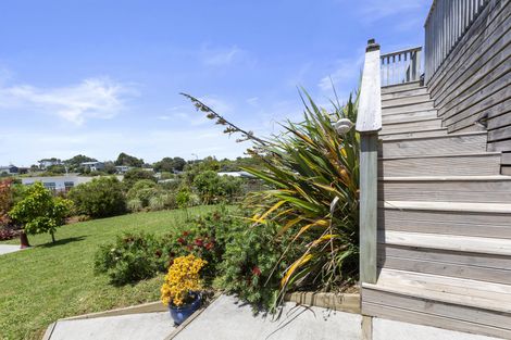 Photo of property in 7 Puka Place, Raglan, 3225
