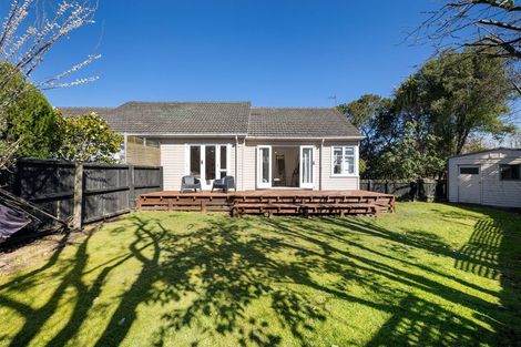 Photo of property in 16 Balgay Street, Upper Riccarton, Christchurch, 8041