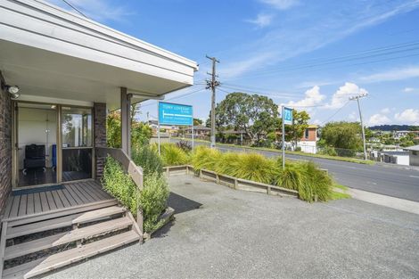 Photo of property in 73 West Coast Road, Glen Eden, Auckland, 0602