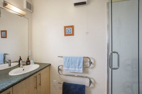 Photo of property in 5a Hillview Road, Waihi Beach, 3611