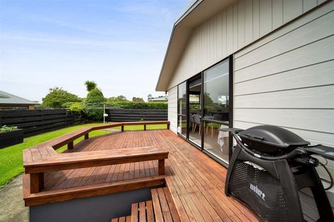 Photo of property in 15 Jade Place, Bell Block, New Plymouth, 4312