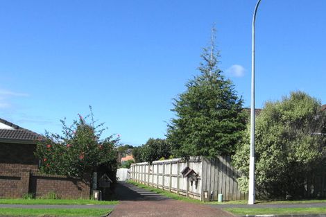 Photo of property in 2/138 Whitford Road, Somerville, Auckland, 2014