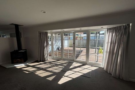 Photo of property in 25 Hillcrest Avenue, Hillcrest, Rotorua, 3015