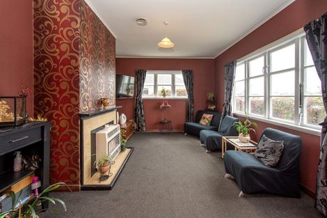 Photo of property in 16 Hardy Street, New Brighton, Christchurch, 8061