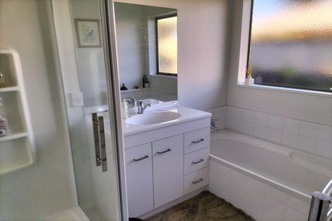 Photo of property in 11 Pembroke Drive, Bethlehem, Tauranga, 3110